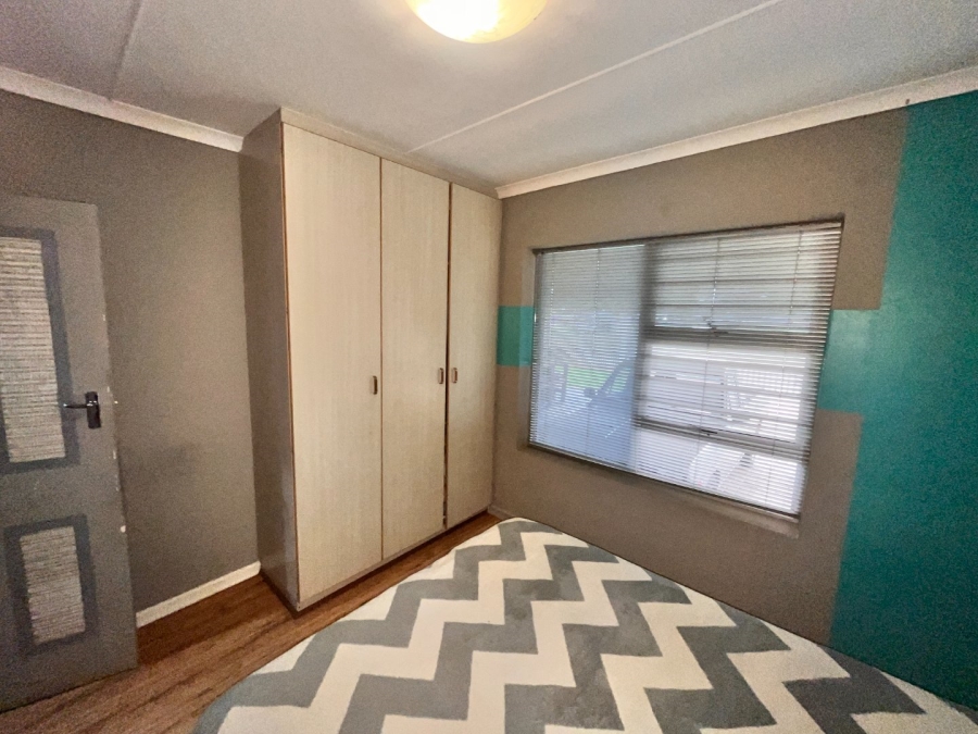 4 Bedroom Property for Sale in Noorsekloof Eastern Cape